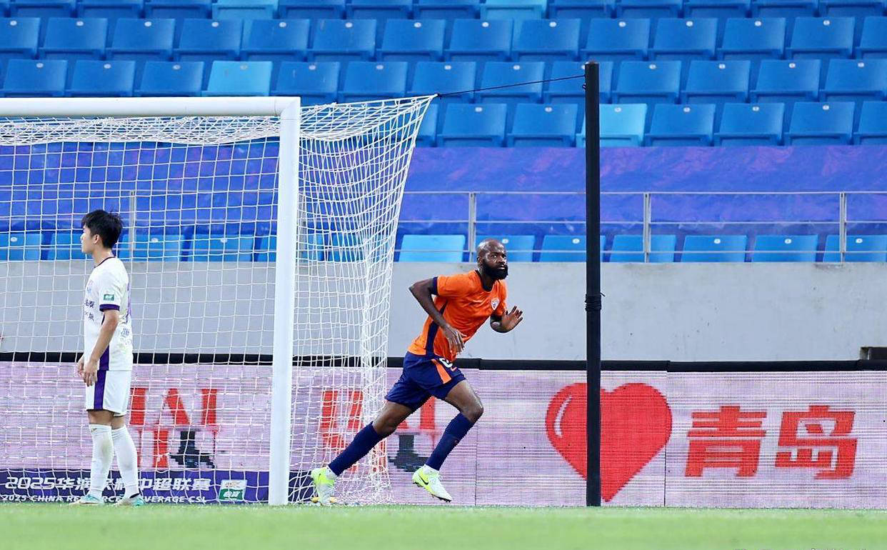 关于转会期达拉斯独行侠状态回暖——中超节点到来；球迷炸锅；阵容厚度经受考验的信息